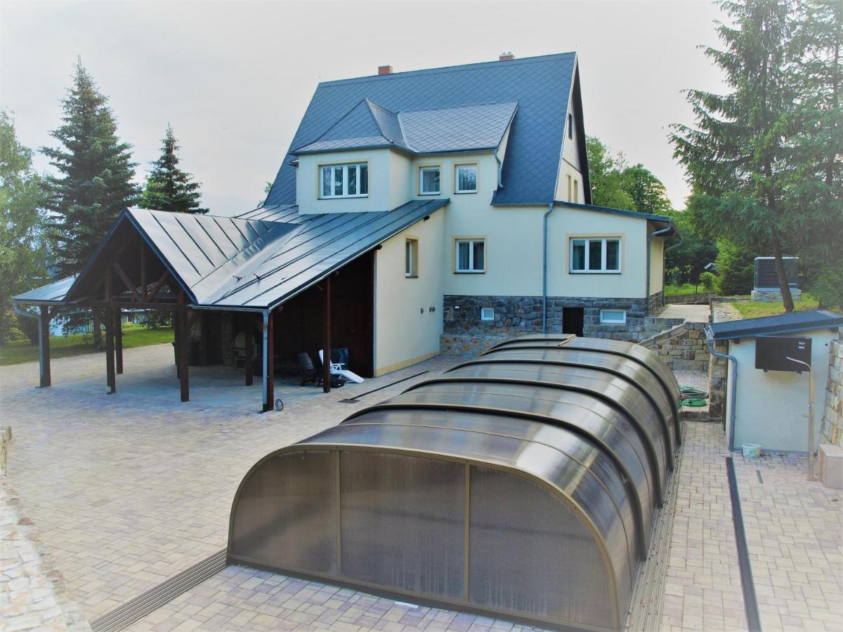 Guest House Luft Sneznik Ngoại thất bức ảnh