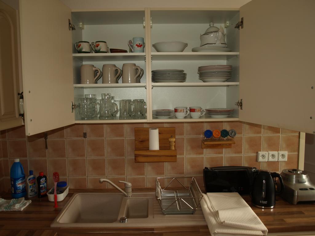 Guest House Luft Sneznik Ngoại thất bức ảnh